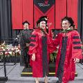 0501MedicalGraduation0844