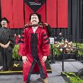 0501MedicalGraduation1041